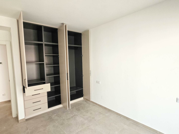 1-bedroom Apartment In Torrevieja, Spain (63 M²)