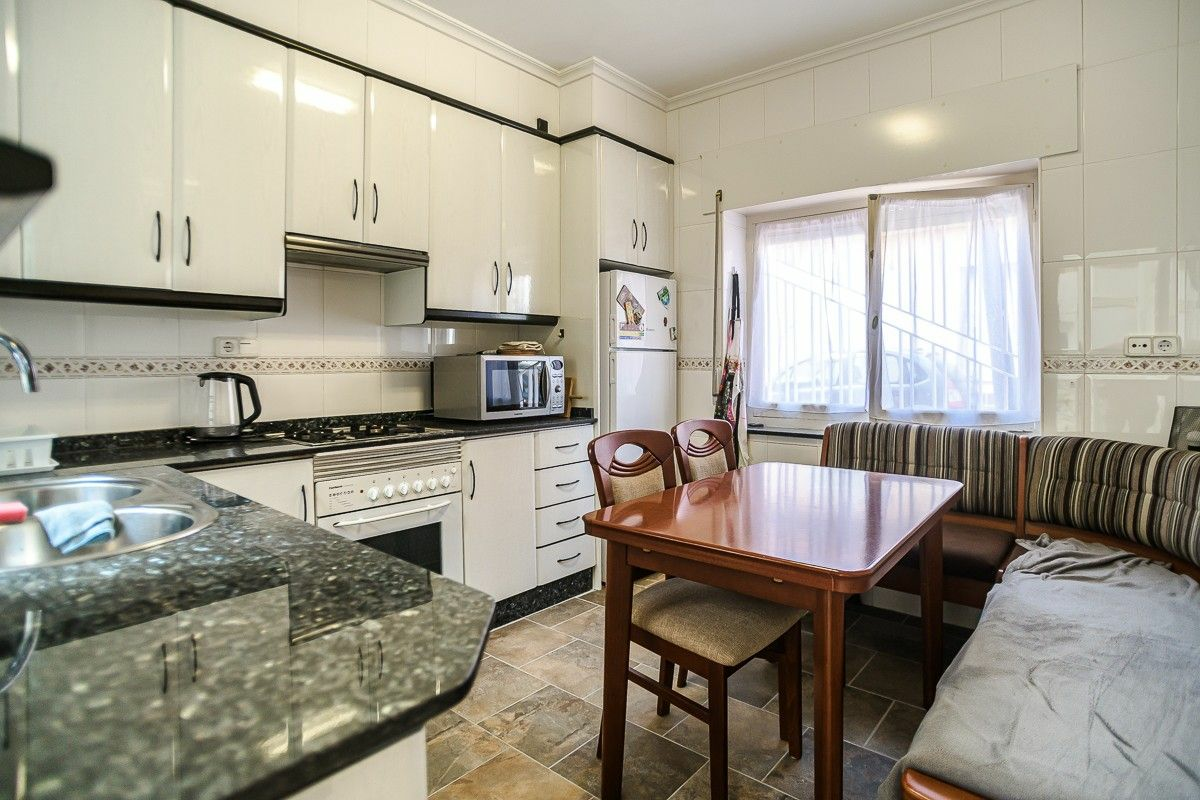 4-bedroom Apartment In San Javier, Spain (76 M²)