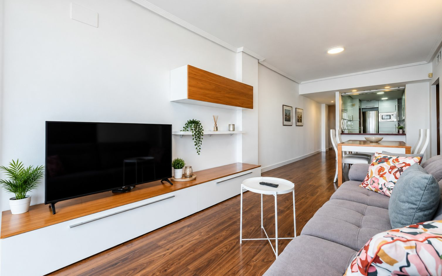 3-bedroom Apartment In Torrevieja, Spain (120 M²)