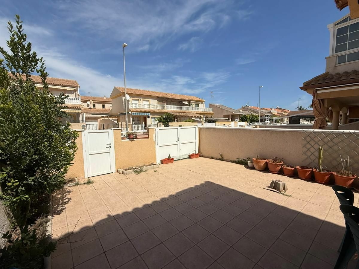 3-bedroom Terraced House In Pilar De La Horadada, Spain