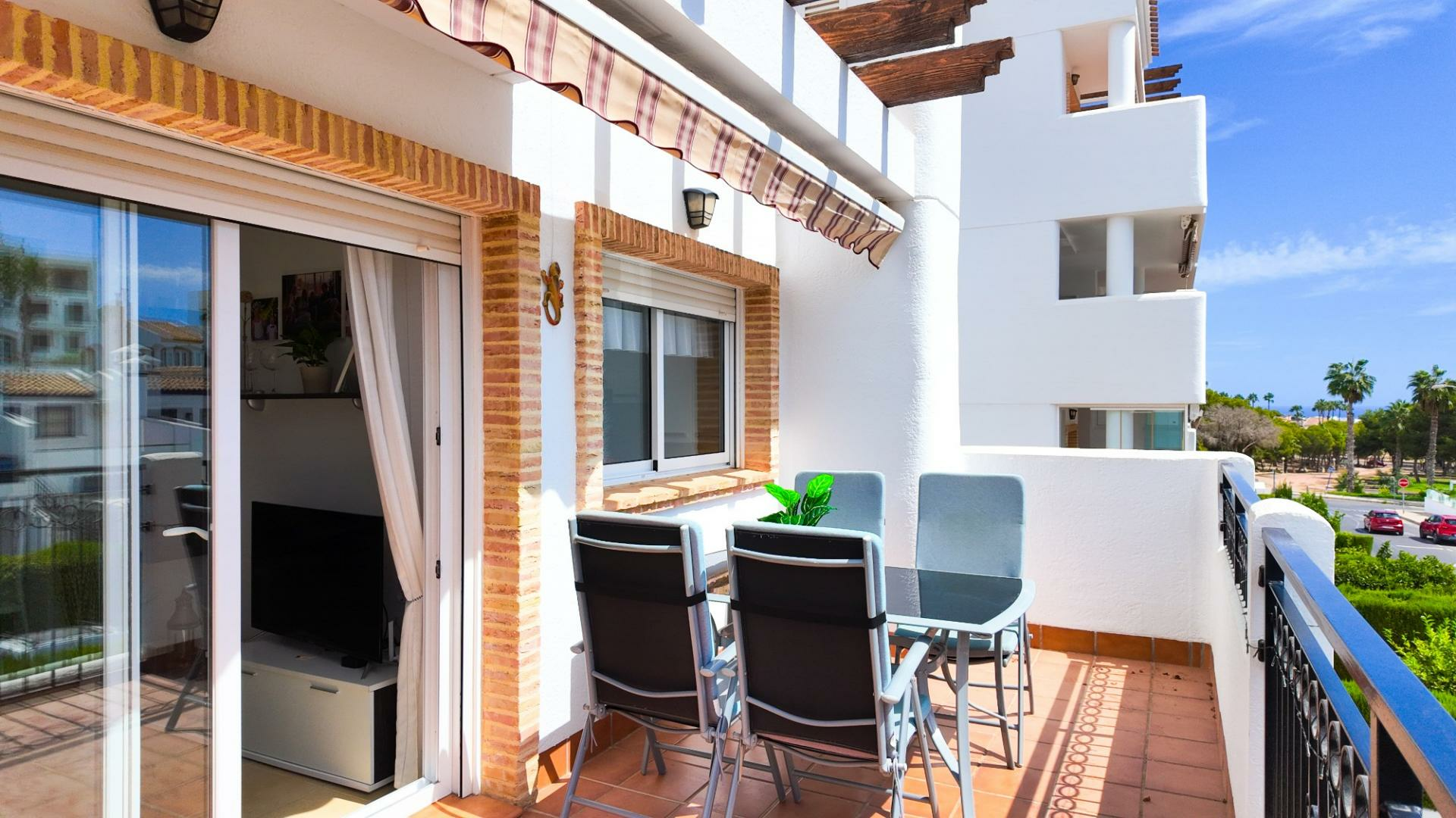 2-bedroom Apartment In Orihuela Costa, Spain (122 M²)