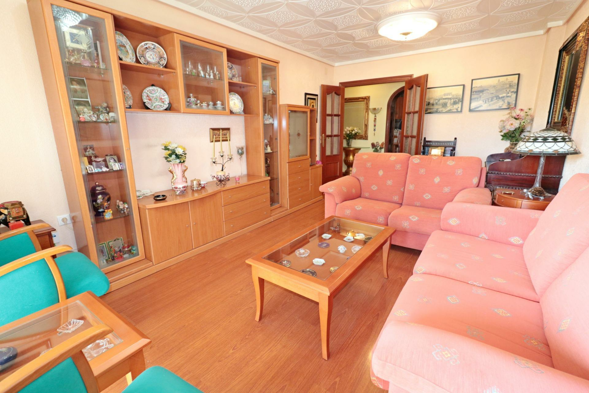 3-bedroom Apartment In Torrevieja, Spain (97 M²)