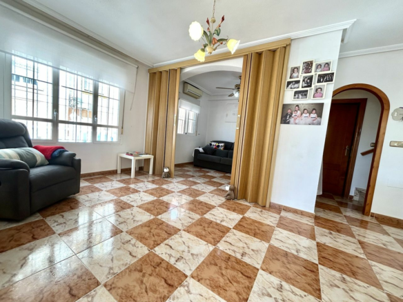 2-bedroom House In Cabo Roig, Spain (97 M²)