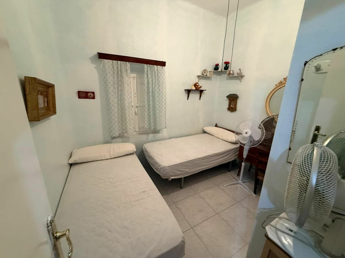 4-bedroom Apartment In Pilar De La Horadada, Spain (100 M²)
