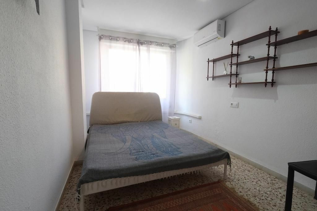 3-bedroom Apartment In Torrevieja, Spain (104 M²)