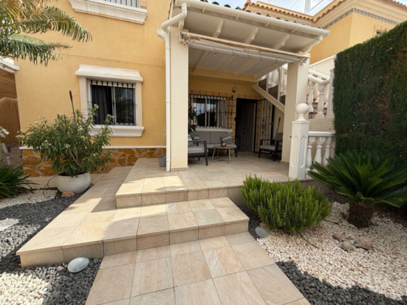 2-bedroom Bungalow In Orihuela Costa, Spain (60 M²)