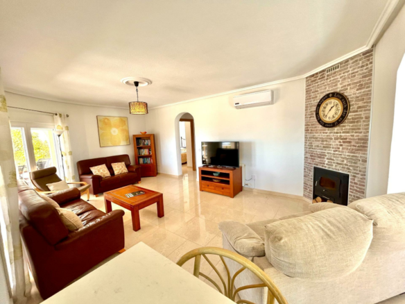 5-bedroom Villa In Rojales, Spain (246 M²)