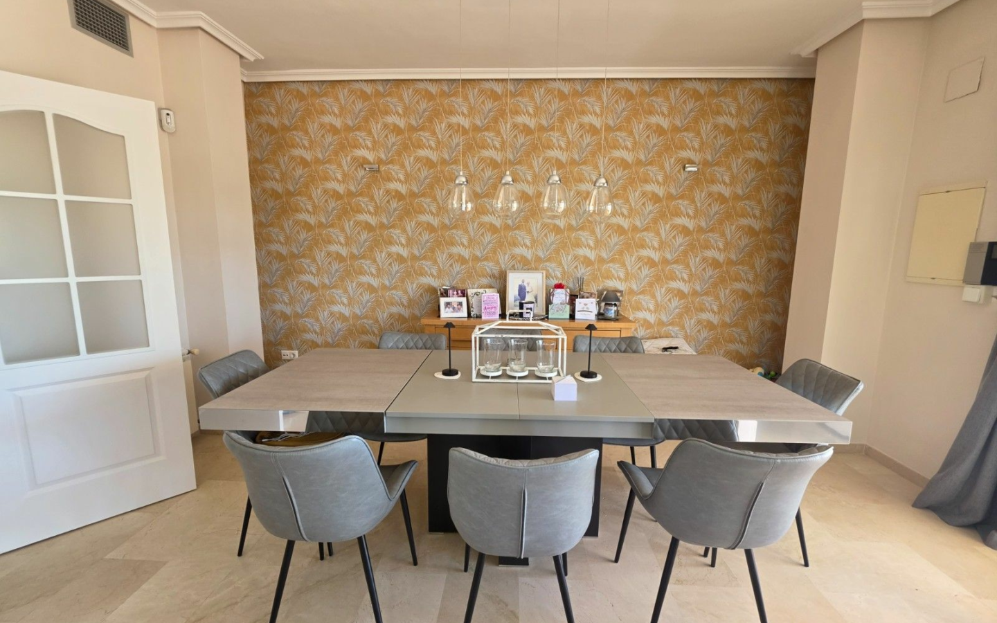 4-bedroom Villa In Pinoso, Spain (405 M²)
