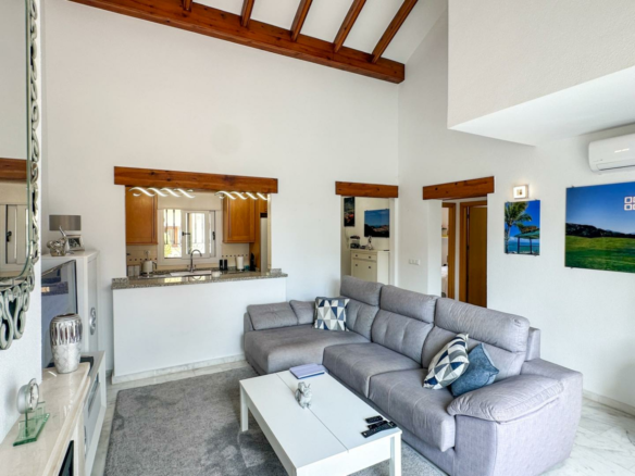 2-bedroom House In Algorfa, Spain (74 M²)