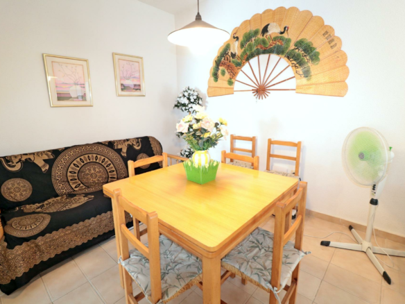 3-bedroom Bungalow In Torrevieja, Spain (80 M²)