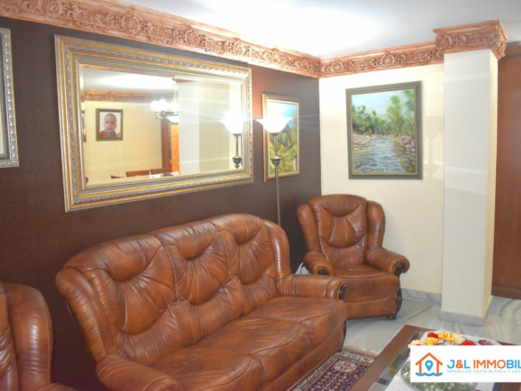 3-bedroom Apartment In Alicante, Spain (167 M²)