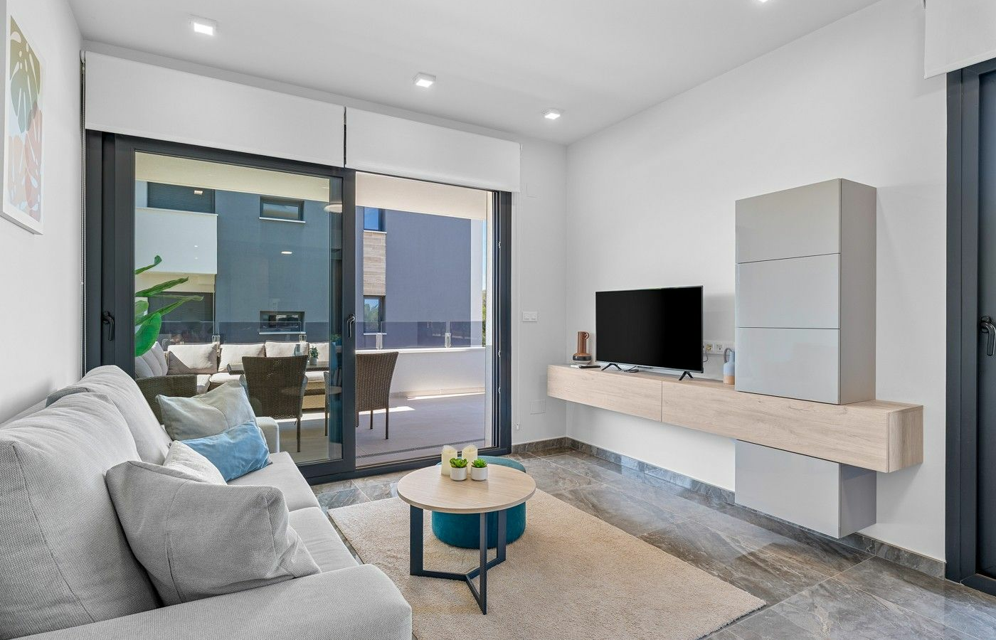 2-bedroom Apartment In Orihuela Costa, Spain (80 M²)