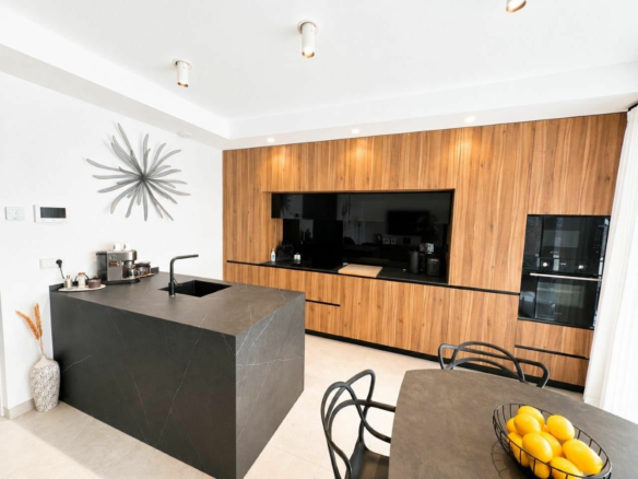 3-bedroom Villa In Los Alcázares, Spain