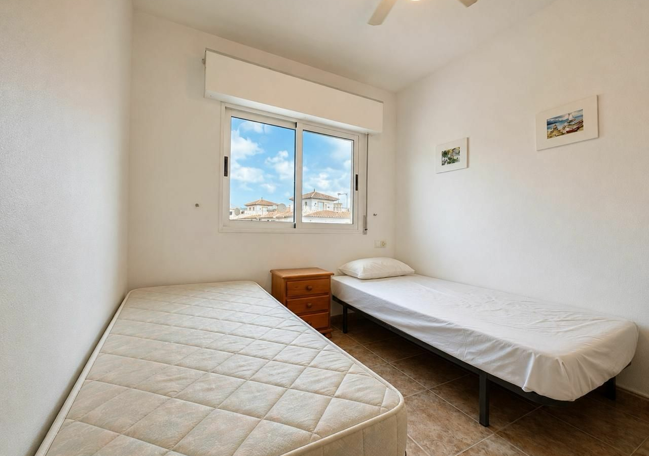 3-bedroom Apartment In Orihuela Costa, Spain (52 M²)