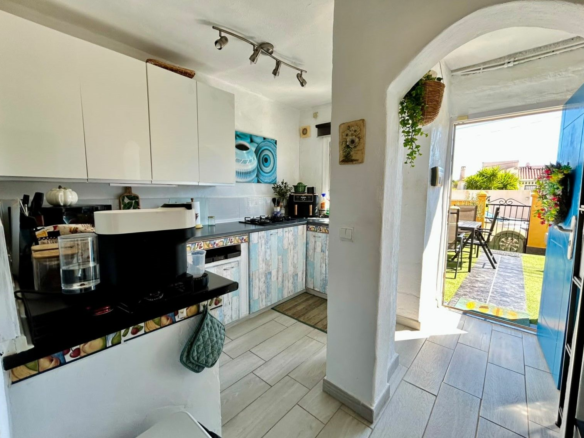 3-bedroom House In Torrevieja, Spain (77 M²)
