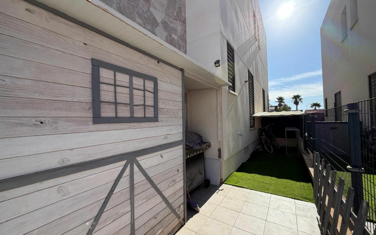3-bedroom House In Torrevieja, Spain (197 M²)
