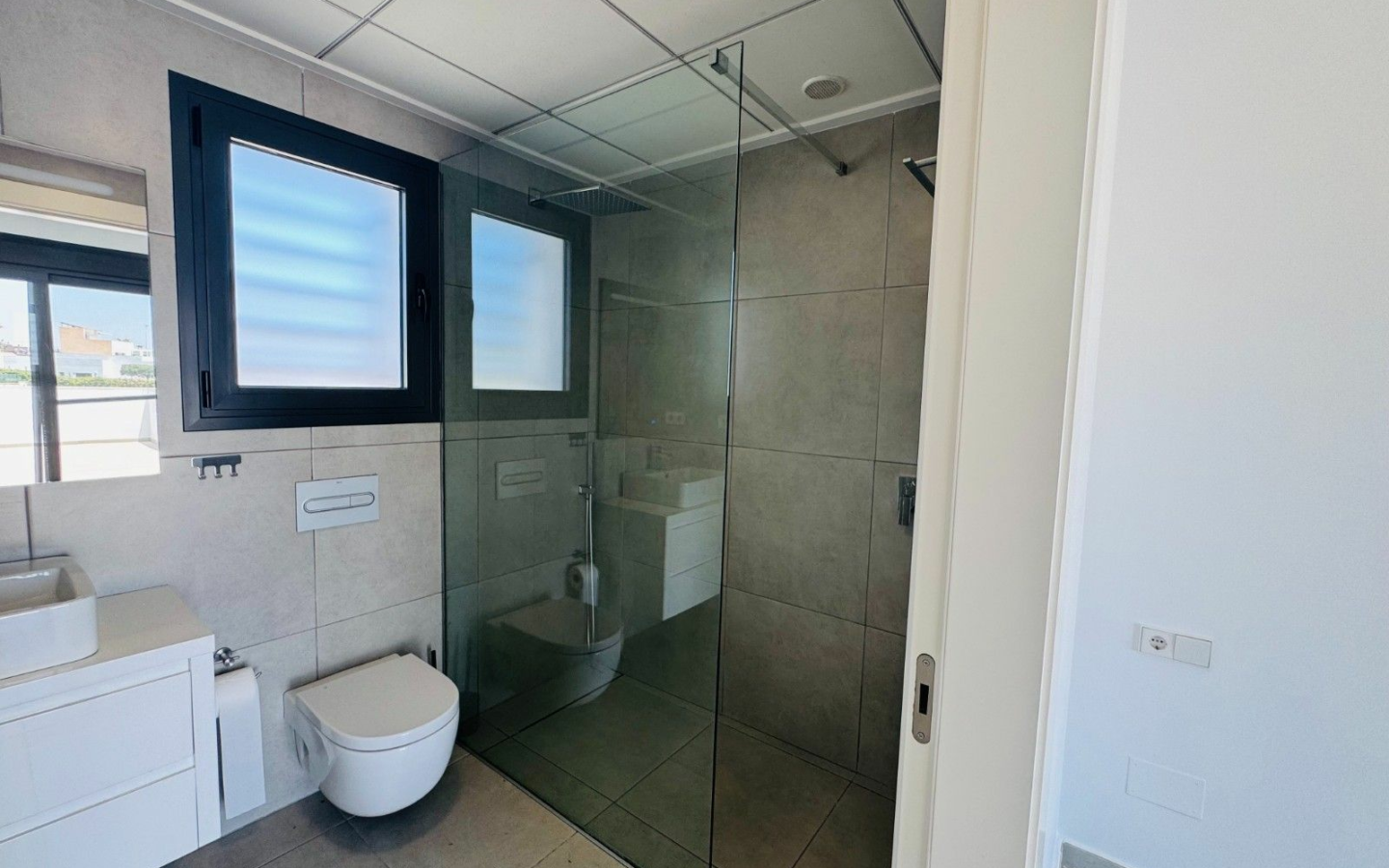 3-bedroom Villa In San Pedro Del Pinatar, Spain (154 M²)