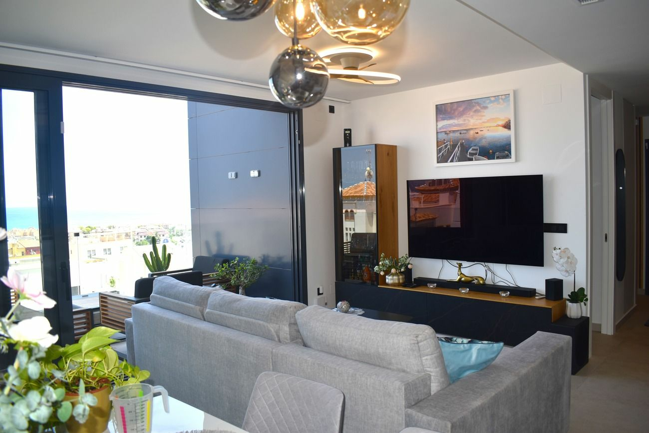 3-bedroom Apartment In Guardamar Del Segura, Spain (93 M²)