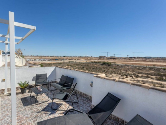 3-bedroom Apartment In Torrevieja, Spain (110 M²)