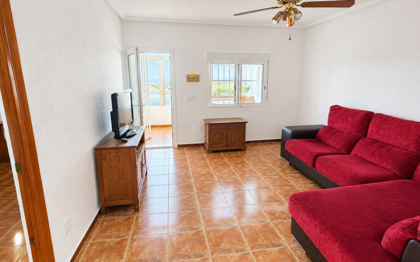 3-bedroom House In Almoradi, Spain (188 M²)