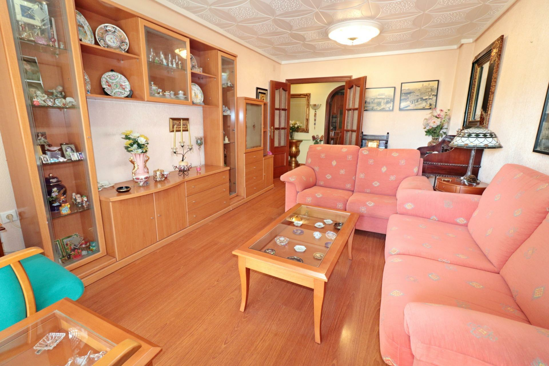 3-bedroom Apartment In Torrevieja, Spain (97 M²)