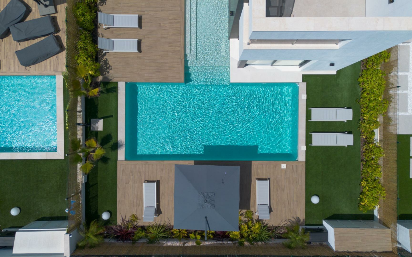 3-bedroom Villa In Torrevieja, Spain (126 M²)