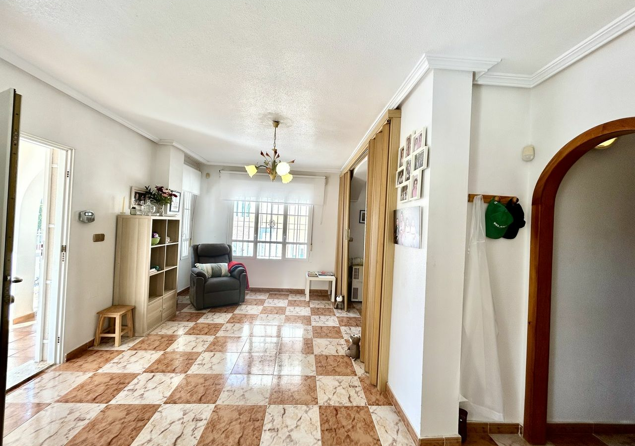 2-bedroom House In Cabo Roig, Spain (97 M²)