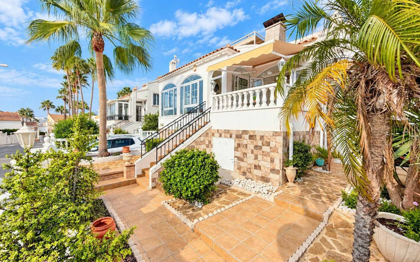 3-bedroom Villa In Orihuela Costa, Spain (320 M² Plot)