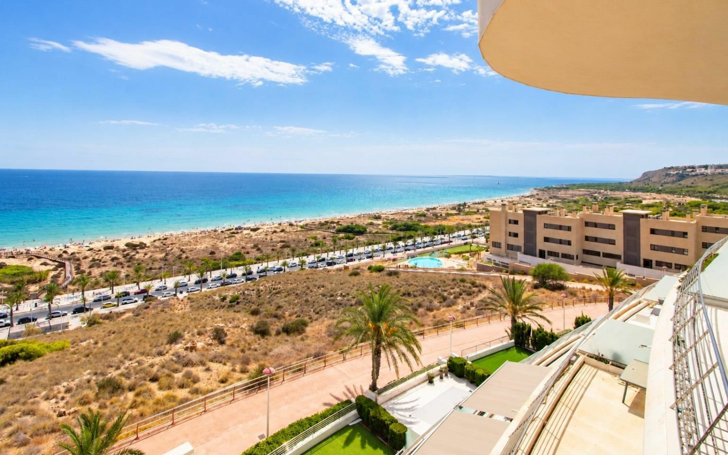 3-bedroom Apartment In Arenales Del Sol, Spain (153 M²)