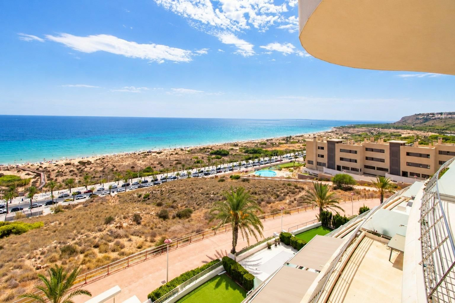 3-bedroom Apartment In Arenales Del Sol, Spain (153 M²)