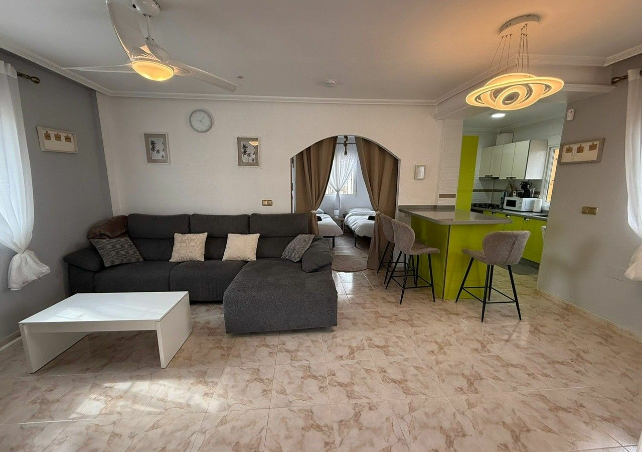5-bedroom Villa In Orihuela Costa, Spain (231 M²)