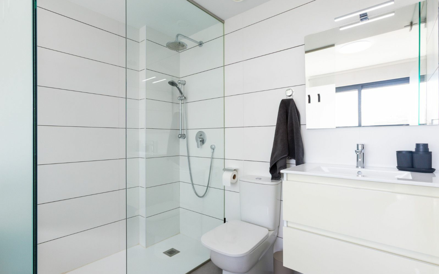 2-bedroom Apartment In Orihuela Costa, Spain (62 M²)