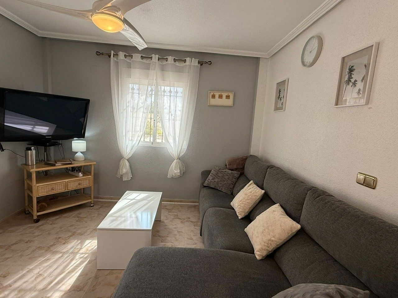 2-9-0111a8 5-bedroom Villa In Orihuela Costa, Spain (231 M²)