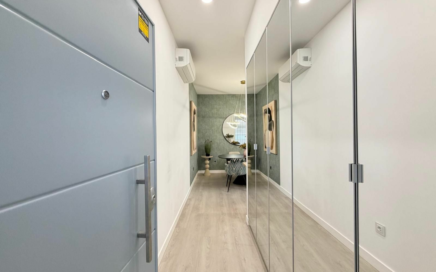 2-bedroom Apartment In Torrevieja, Spain (123 M²)