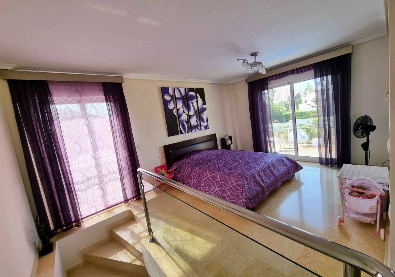5-bedroom Villa In Torrevieja, Spain (469 M²)