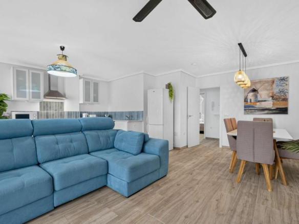 3-bedroom Apartment In Torrevieja, Spain (117 M²)