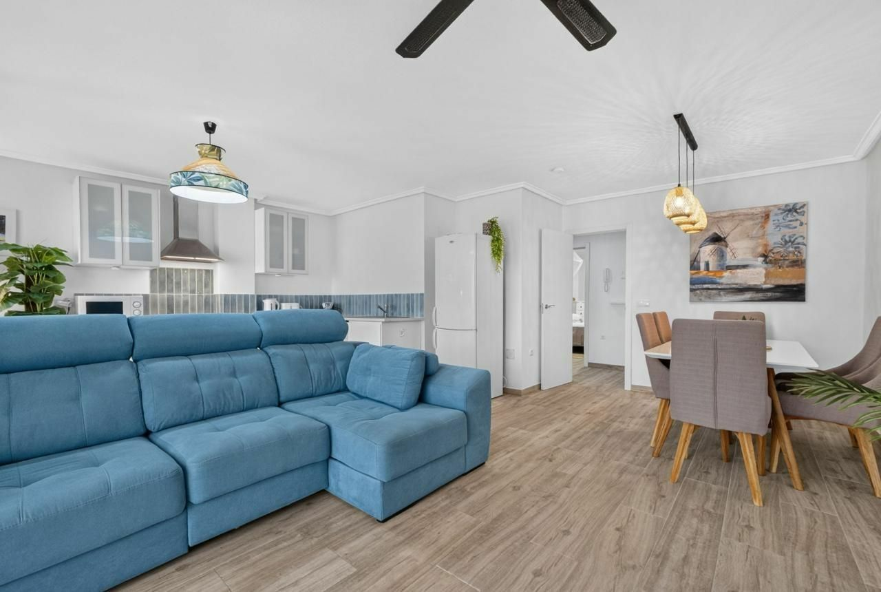 3-bedroom Apartment In Torrevieja, Spain (117 M²)