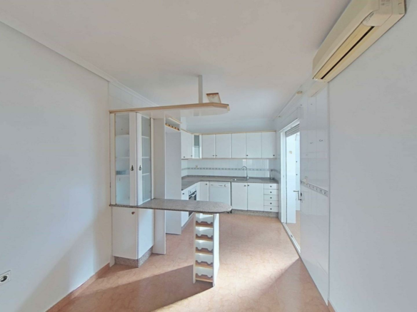 3-bedroom Duplex In San Pedro Del Pinatar, Spain (209 M²)