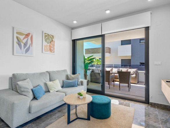 2-bedroom Apartment In Orihuela Costa, Spain (80 M²)