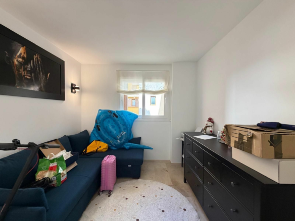 3-bedroom Apartment In Torrevieja, Spain (113 M²)