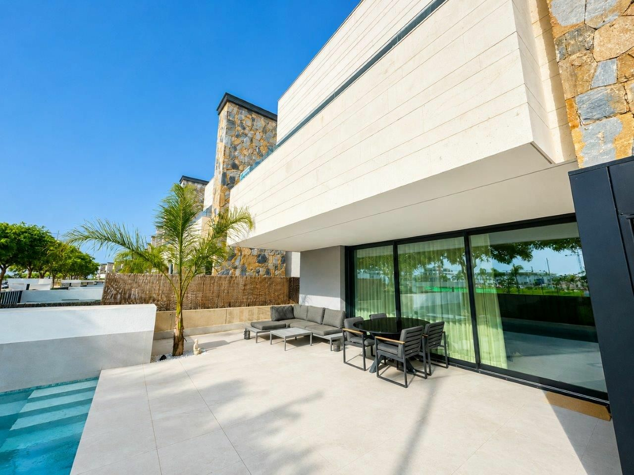3-bedroom Villa In Los Alcázares, Spain