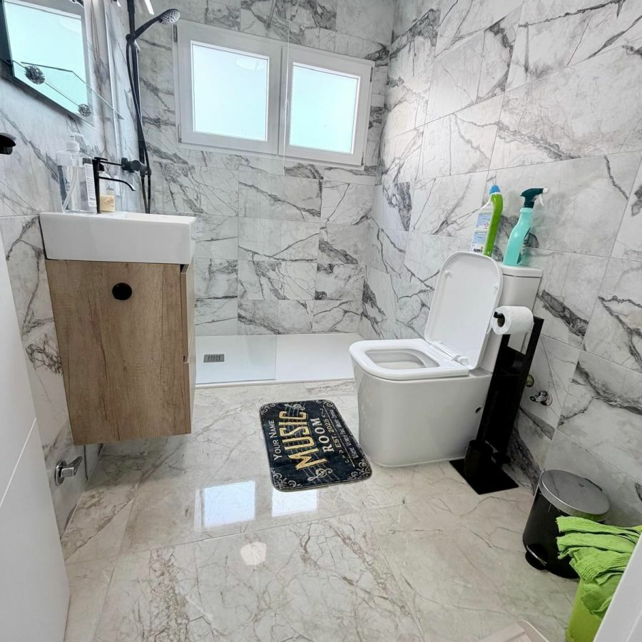 2-bedroom Apartment In Torrevieja, Spain (64 M²)