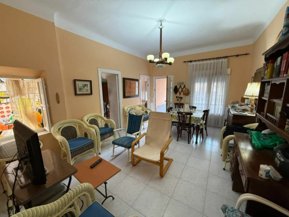 4-bedroom Apartment In Pilar De La Horadada, Spain (100 M²)