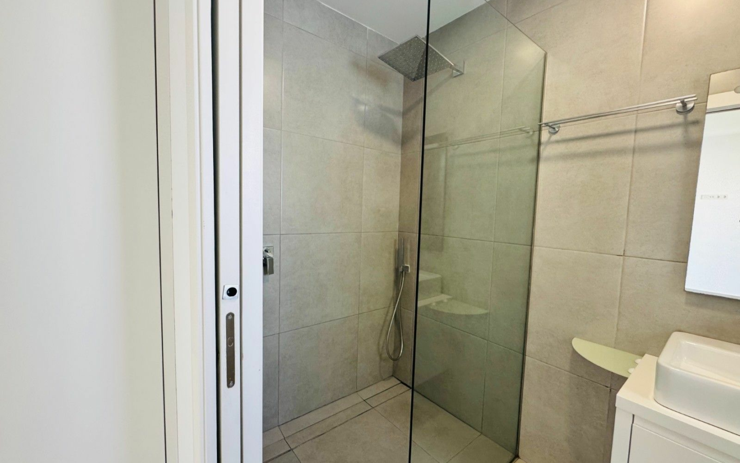 3-bedroom Villa In San Pedro Del Pinatar, Spain (154 M²)