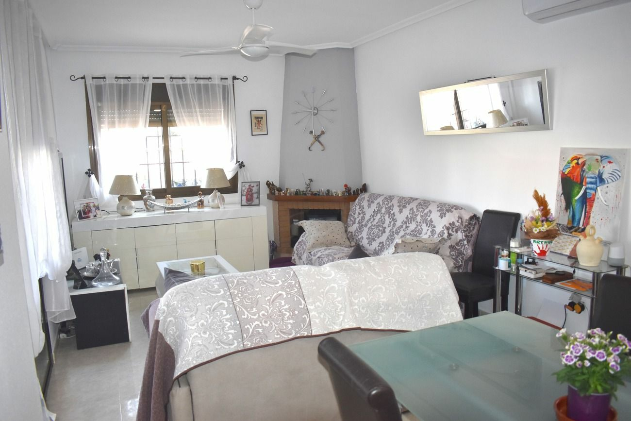 3-bedroom Villa In Guardamar Del Segura, Spain (100 M²)