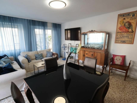 3-bedroom Apartment In Torrevieja, Spain (104 M²)