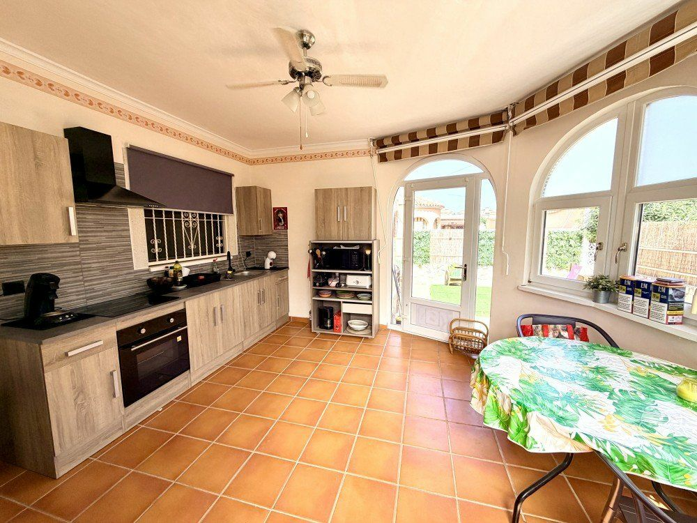 3-bedroom Villa In Benijofar, Spain (112 M²)