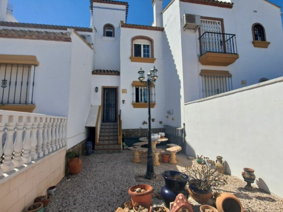 2-bedroom House In Orihuela Costa, Spain (87 M²)
