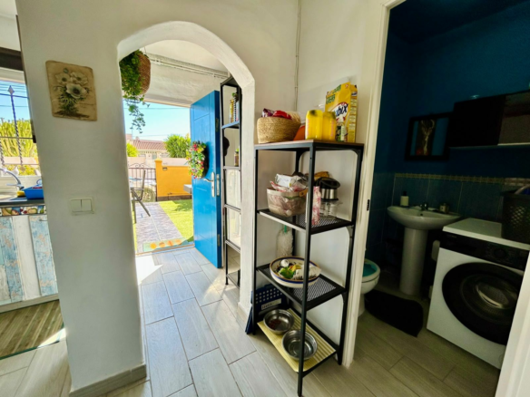 3-bedroom House In Torrevieja, Spain (77 M²)