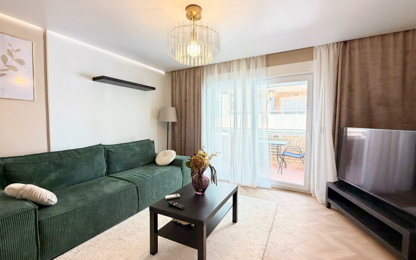 3-bedroom Apartment In Torrevieja, Spain (100 M²)